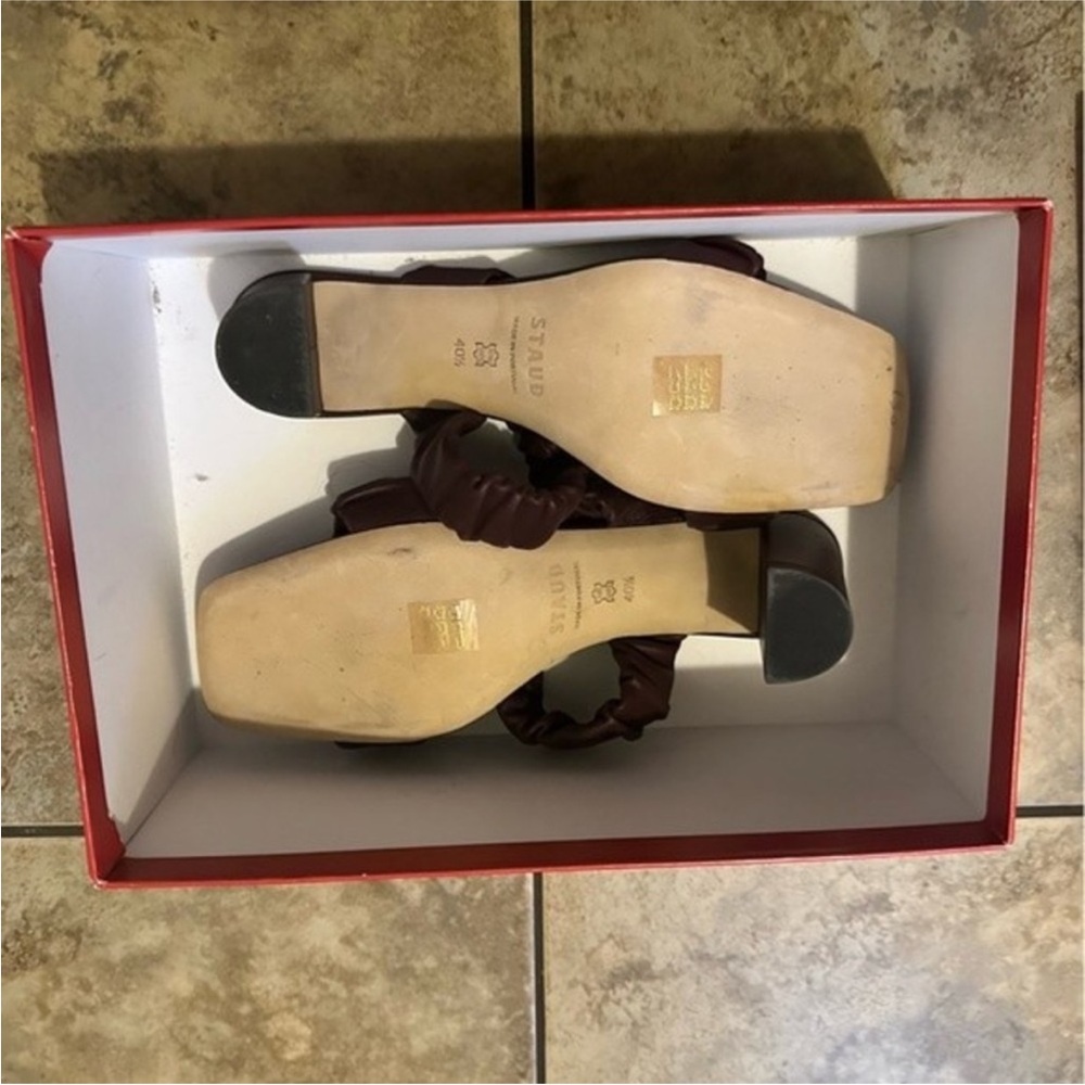 NIB Staud Frankie Ruched Bordeaux Sandal - Picture 2 of 3